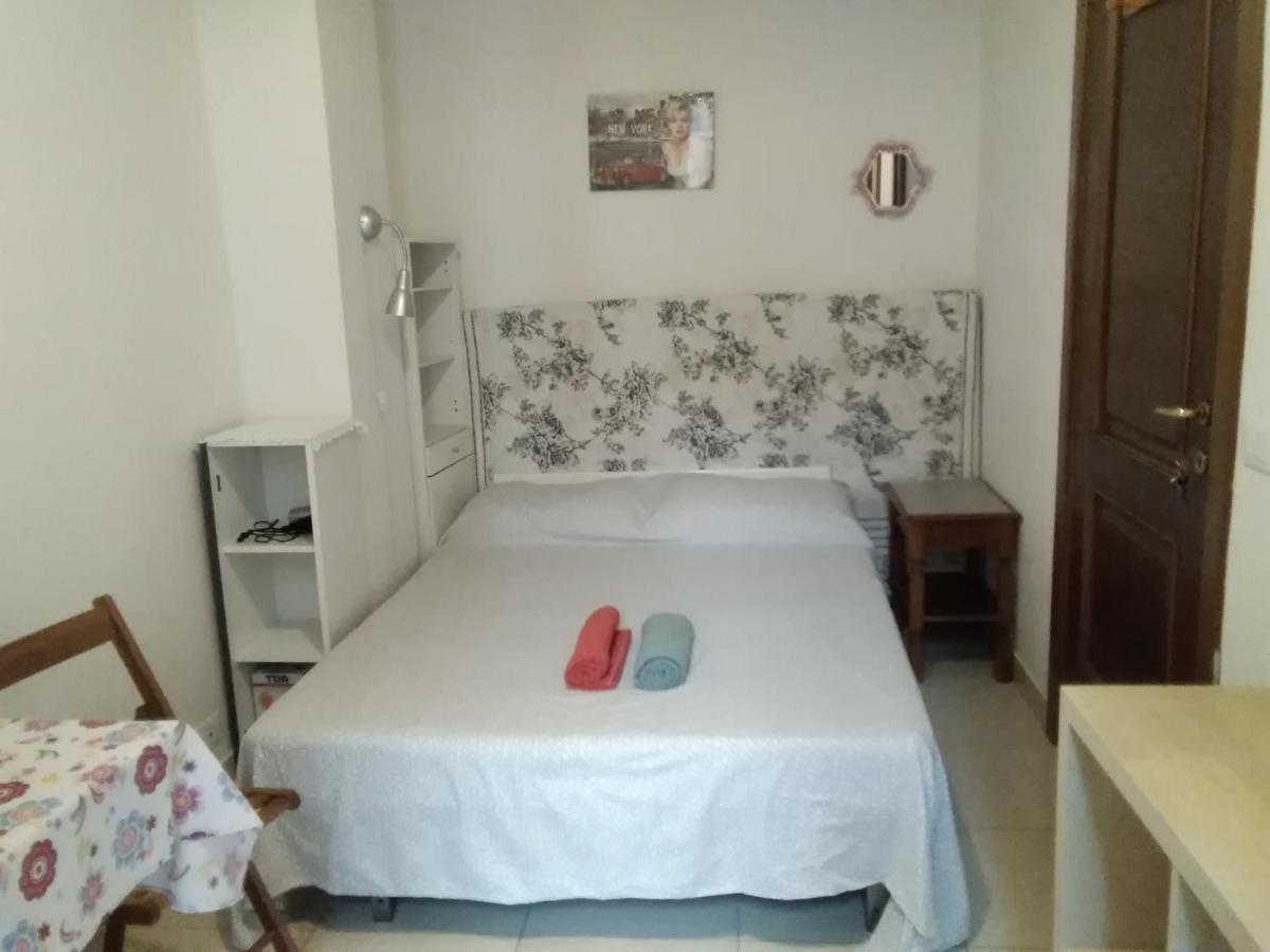 Affittacamere , Rooms Near Trastevere Station Rome Exterior photo